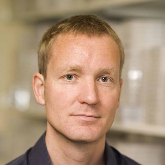 Dr Jan Löwe FRS