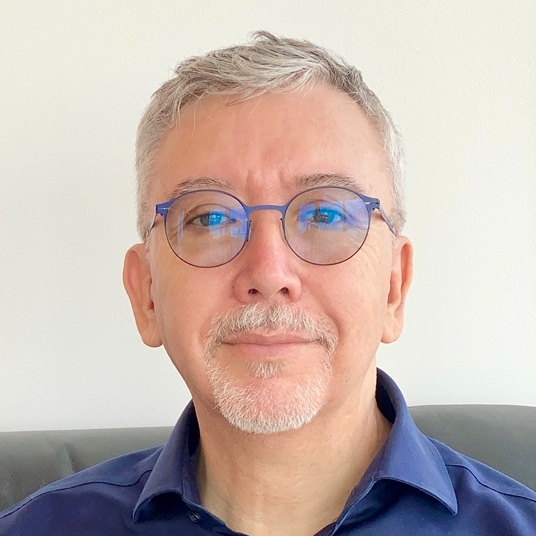 Professor Roberto Mayor FMedSci FRS
